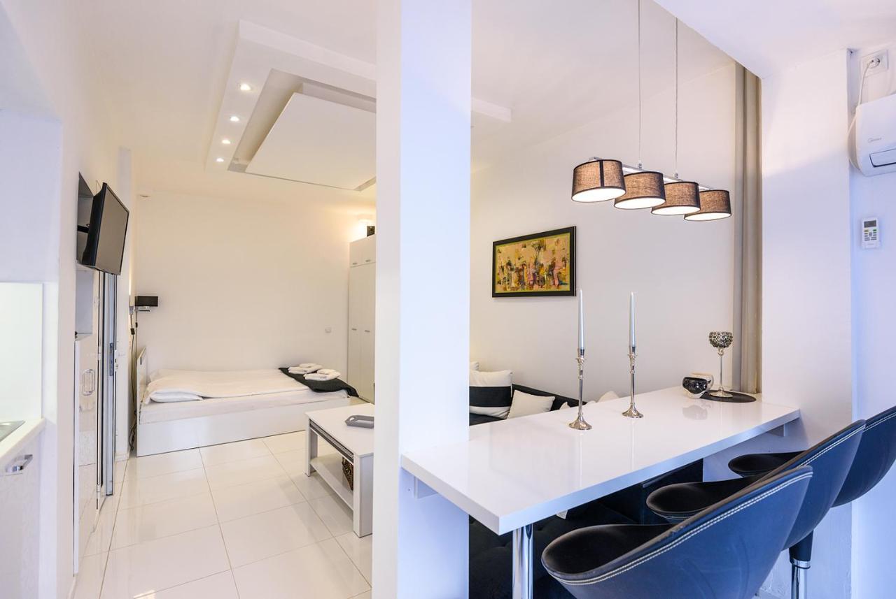 Zero-Waste Studio Apartment In Central סופיה מראה חיצוני תמונה