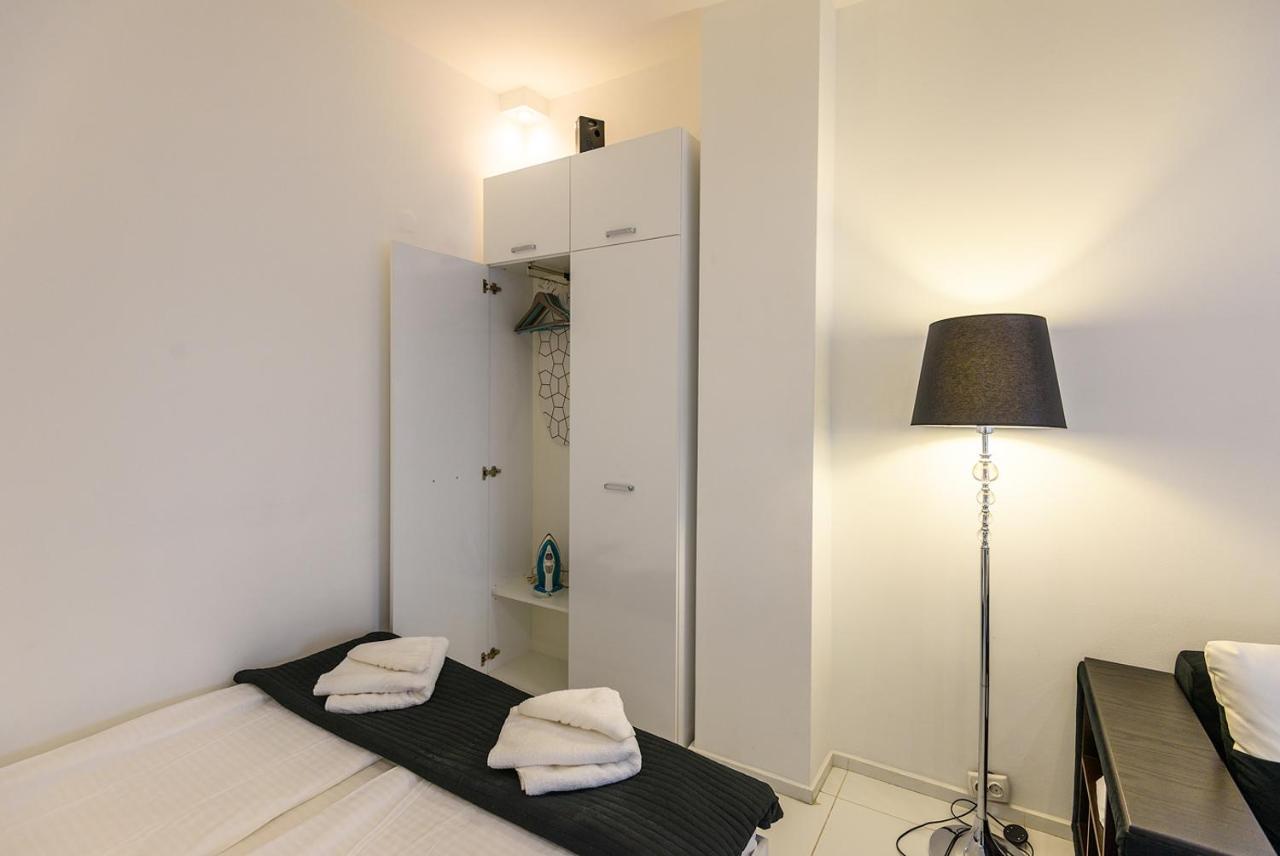 Zero-Waste Studio Apartment In Central סופיה מראה חיצוני תמונה